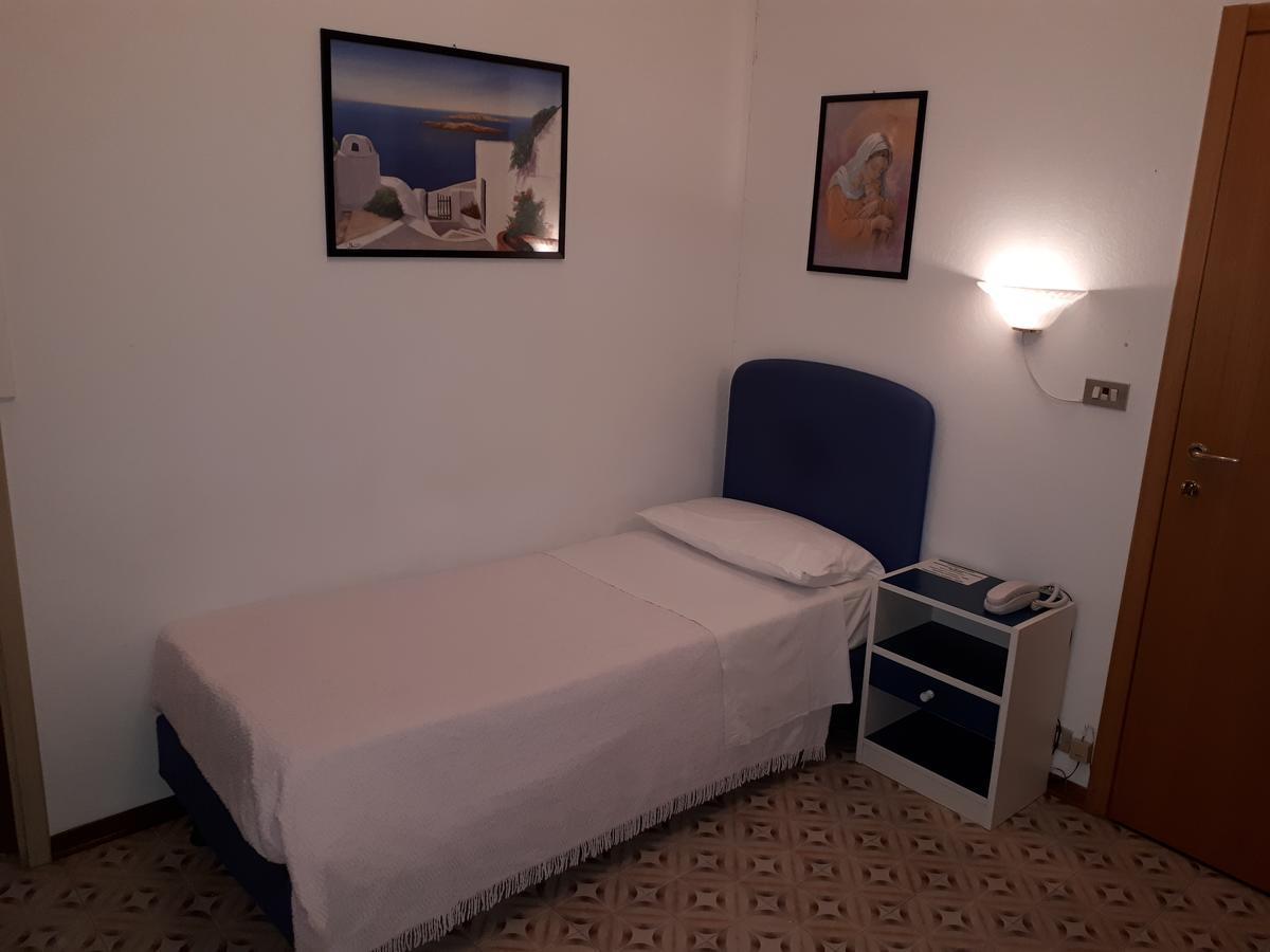 Hotel Ciclamino 리올로테르미 외부 사진