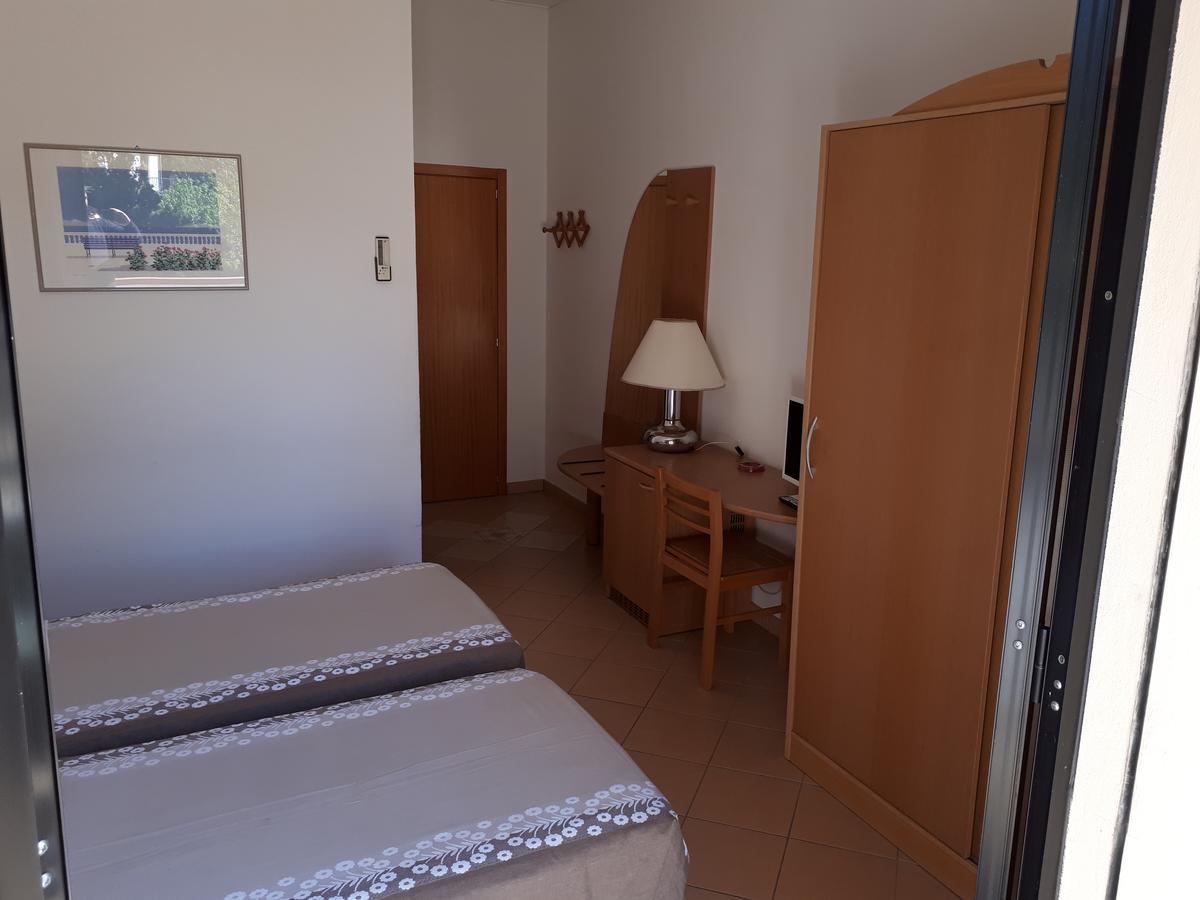 Hotel Ciclamino 리올로테르미 외부 사진