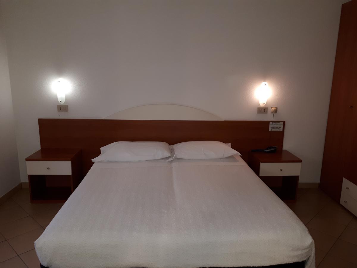 Hotel Ciclamino 리올로테르미 외부 사진