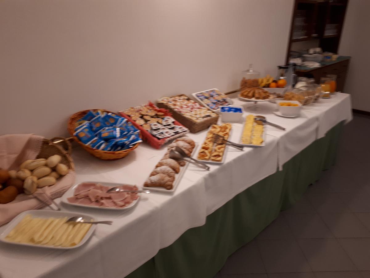 Hotel Ciclamino 리올로테르미 외부 사진